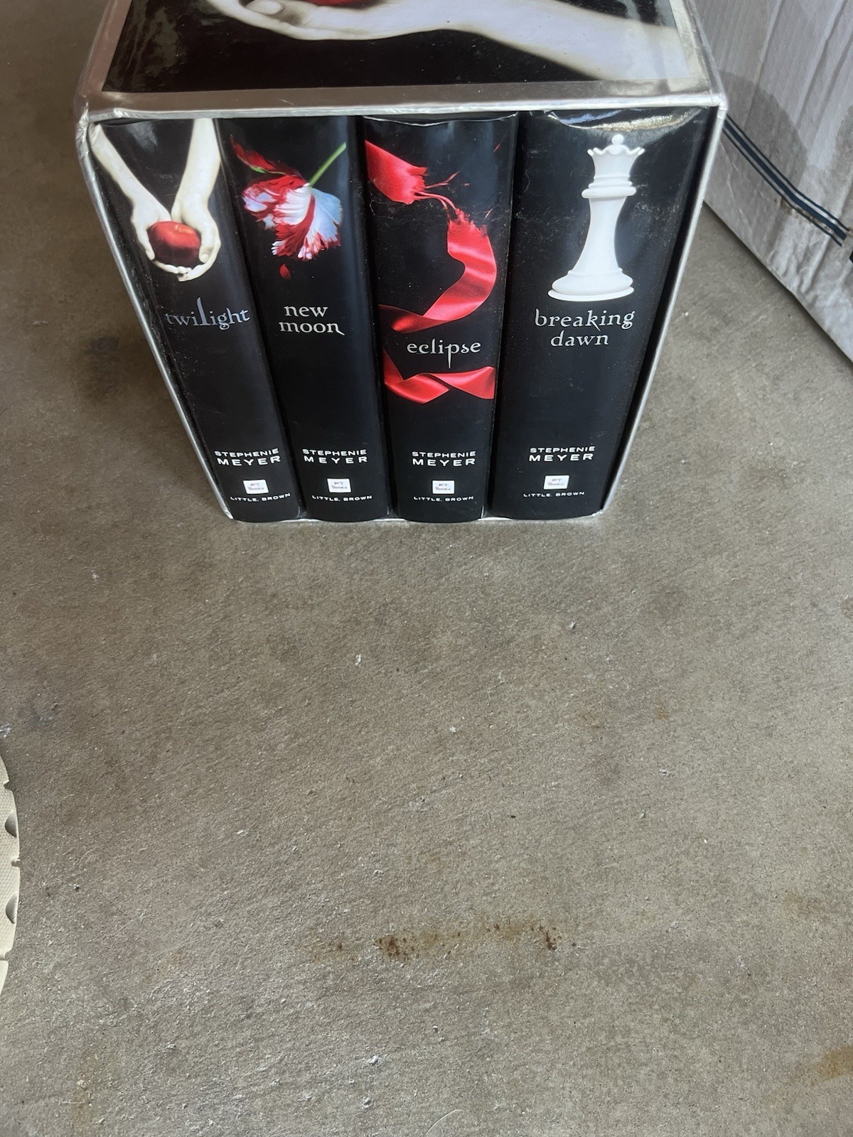 THE TWILIGHT SAGA COLLECTION Hardcover BOX SET LOT by Stephanie Meyer