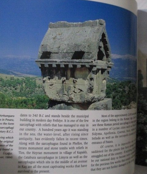 Lycia Land of Light Turkey Paperback Book Ihan Aksit 180 Pages 2000 8.5 X 8.5 in