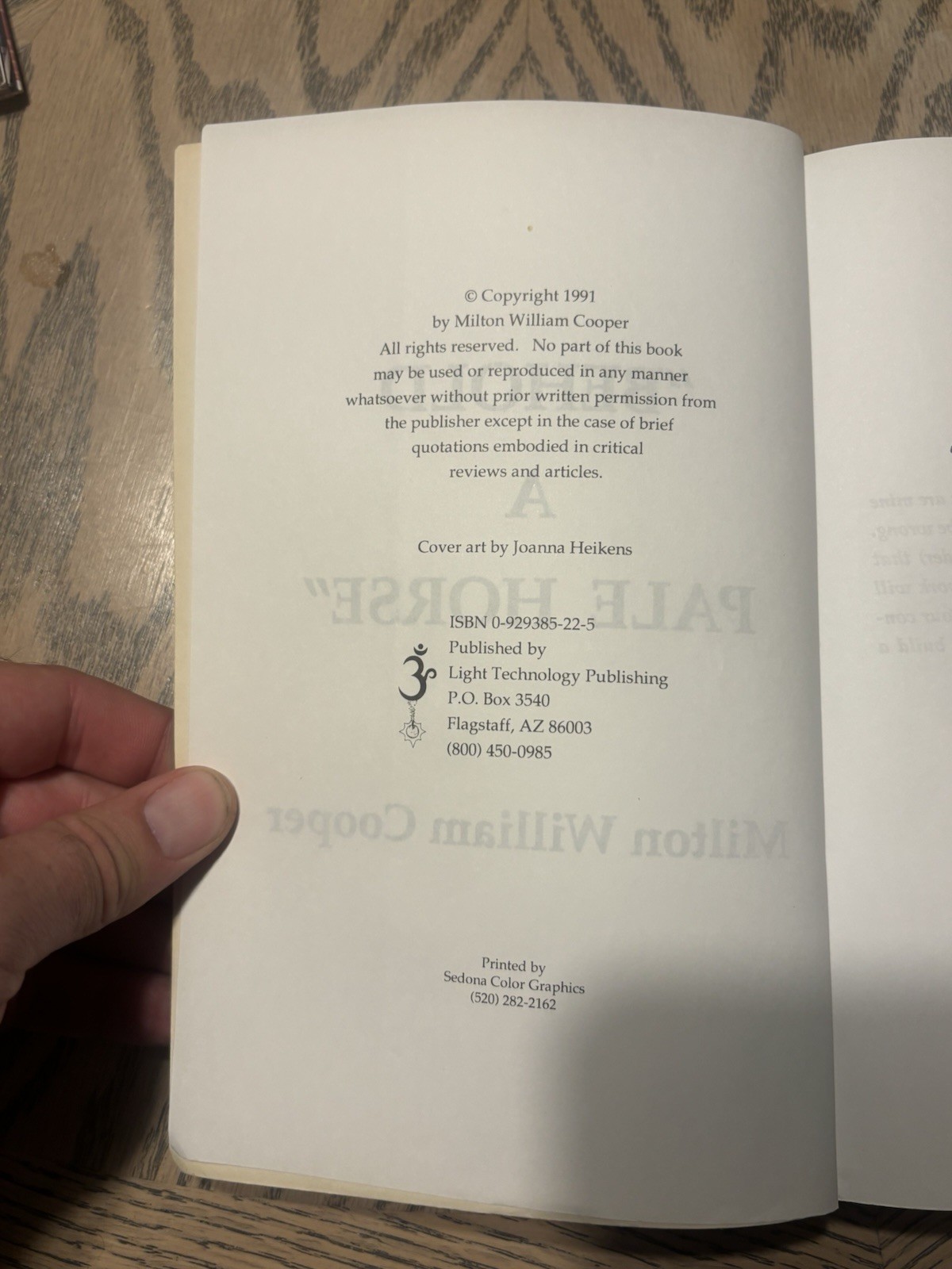 Behold a Pale Horse by William Cooper 1991 500p Unrevised Protocols of Z Good