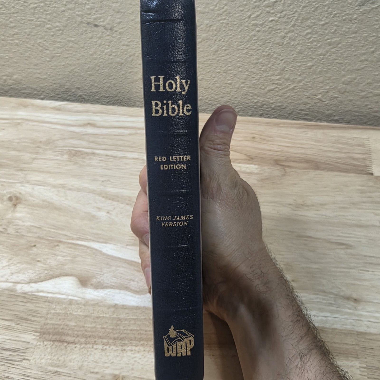 Holy Bible KJV King James Version Red Letter with Concordance Word Aflame 1973
