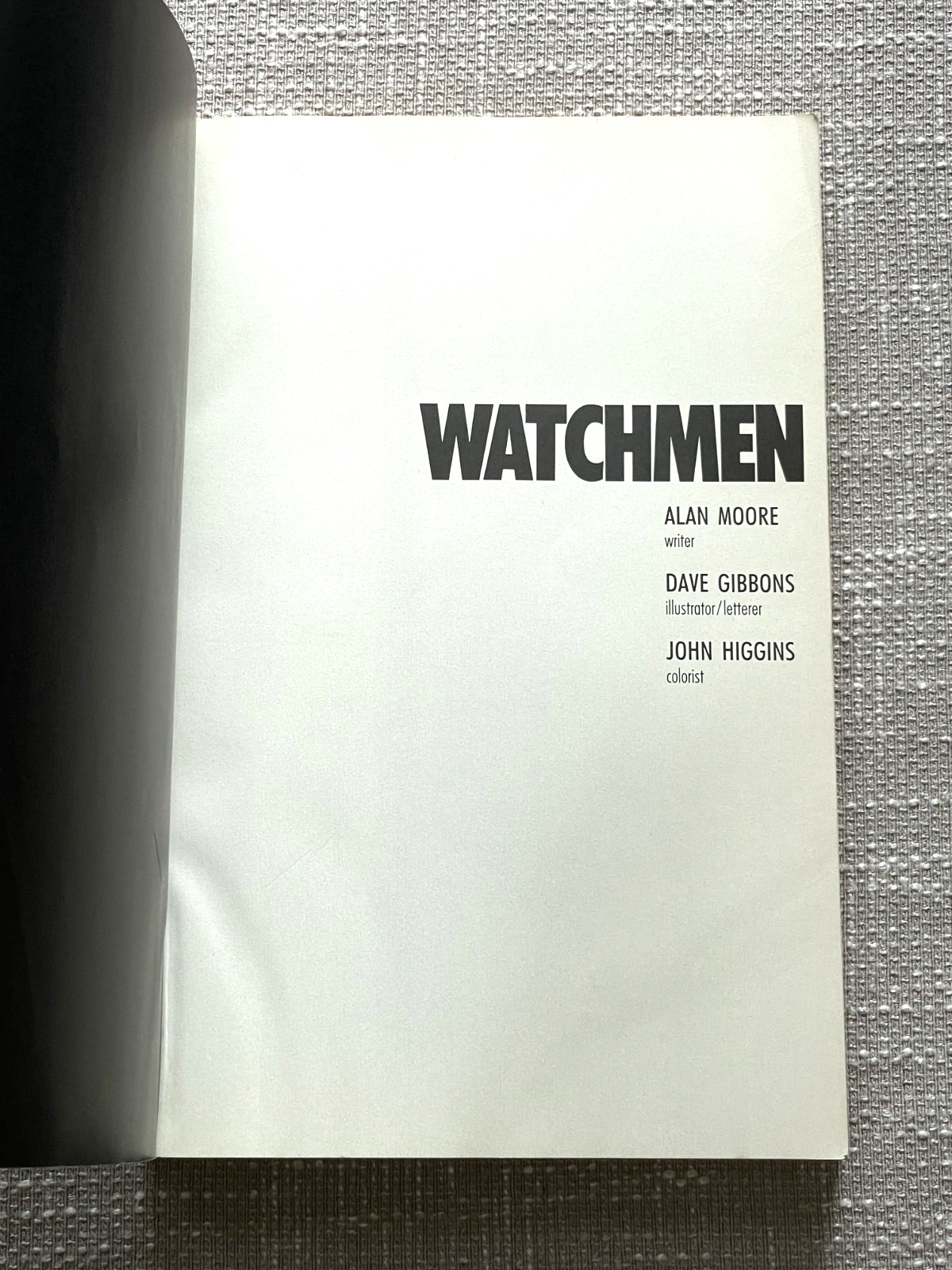 Watchmen by Alan Moore and Dave Gibbons (Paperback)