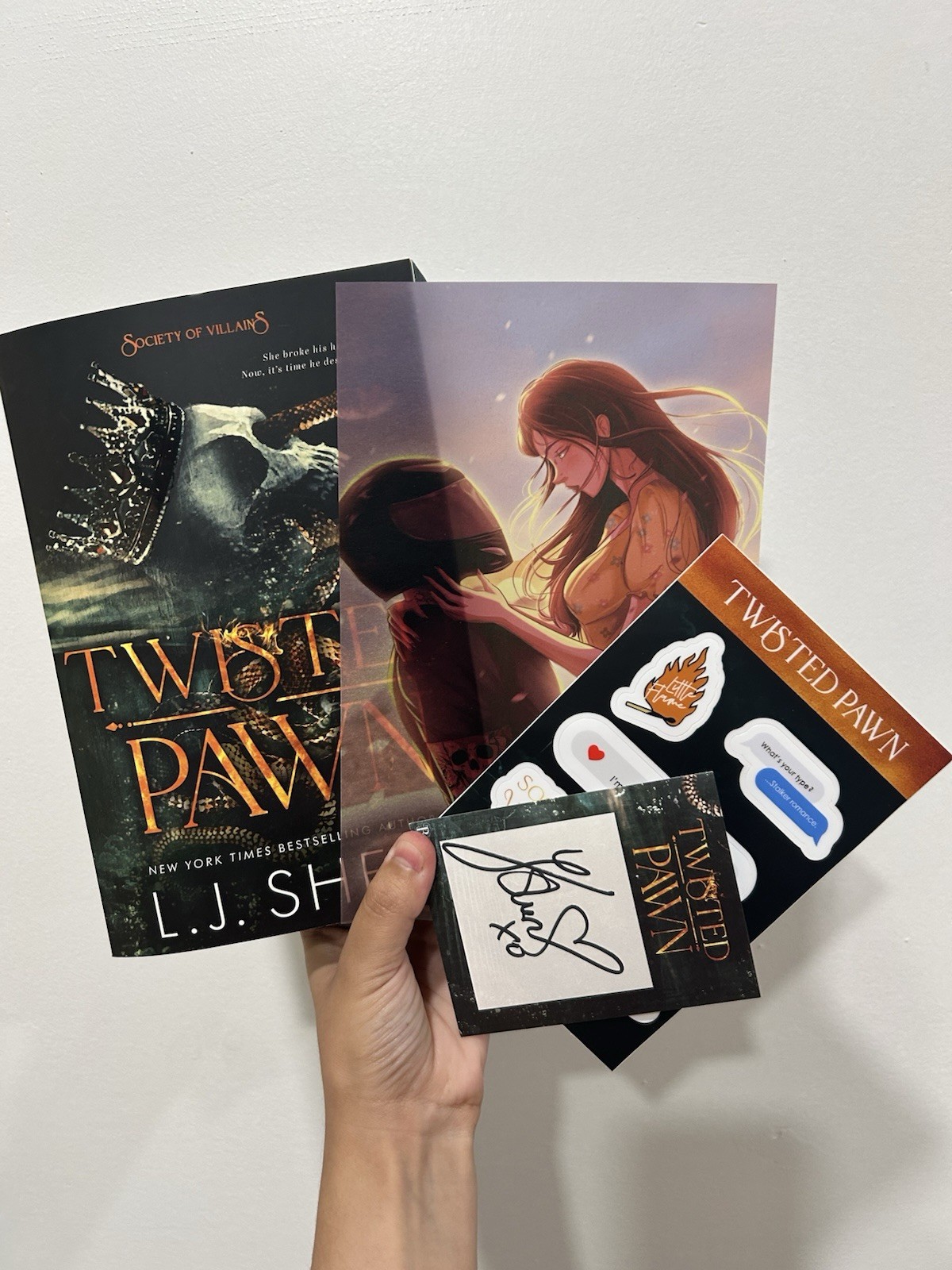 Twisted Pawn (Deluxe Edition) by L. J. Shen SIGNED WITH SWAG