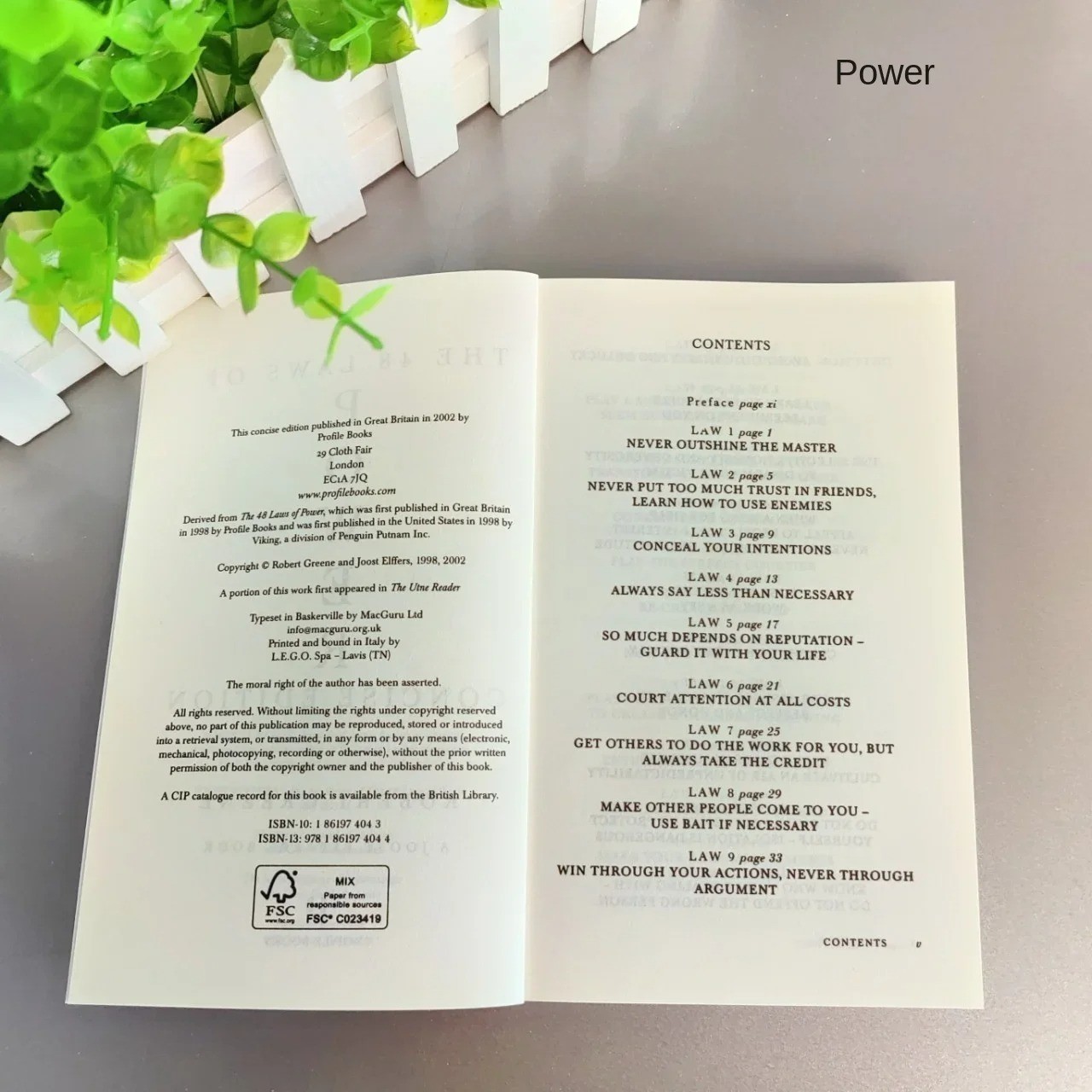 48 Laws of Power by Robert Greene (2023, Hardcover)
