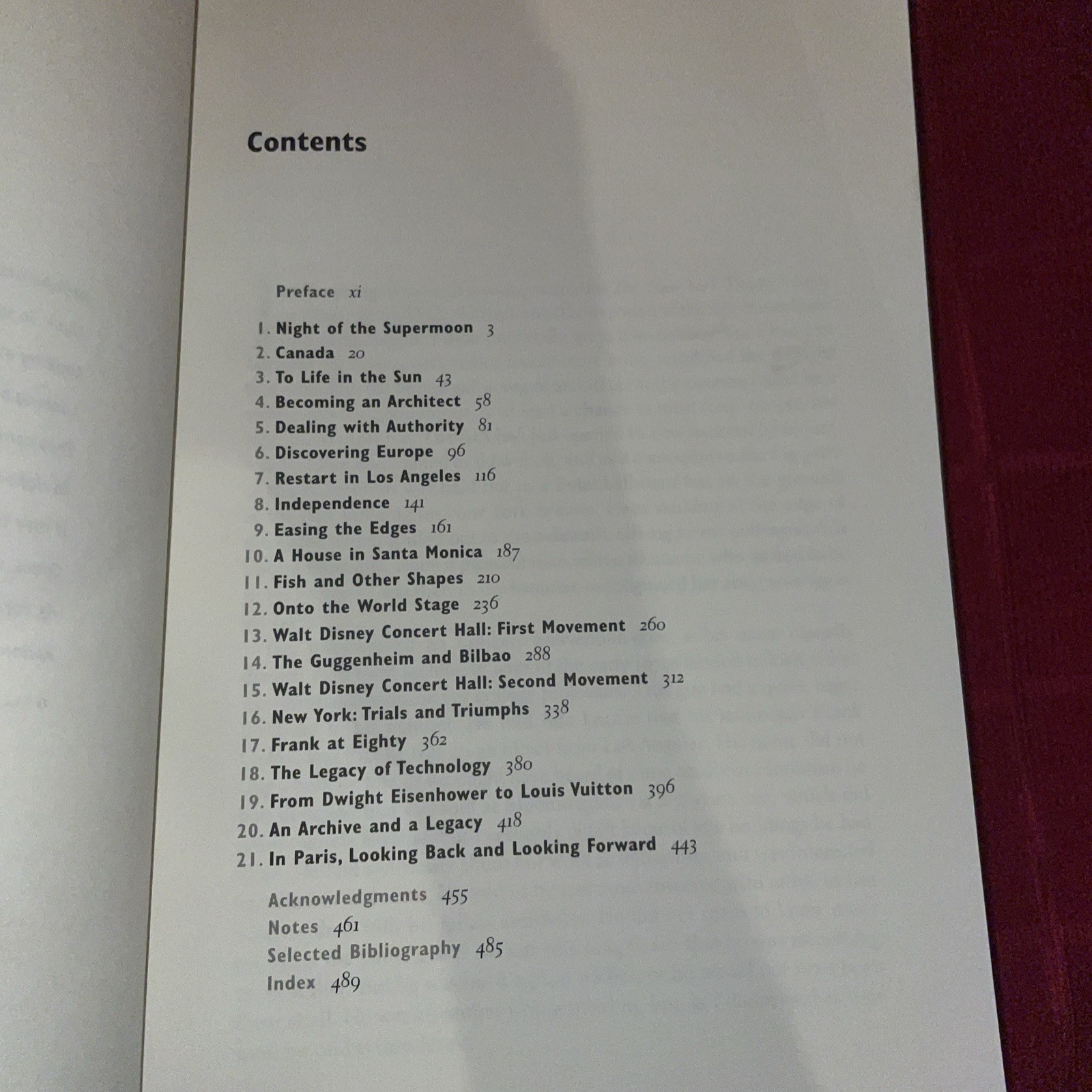 Building Art: The Life and Work of Frank Gehry by Goldberger