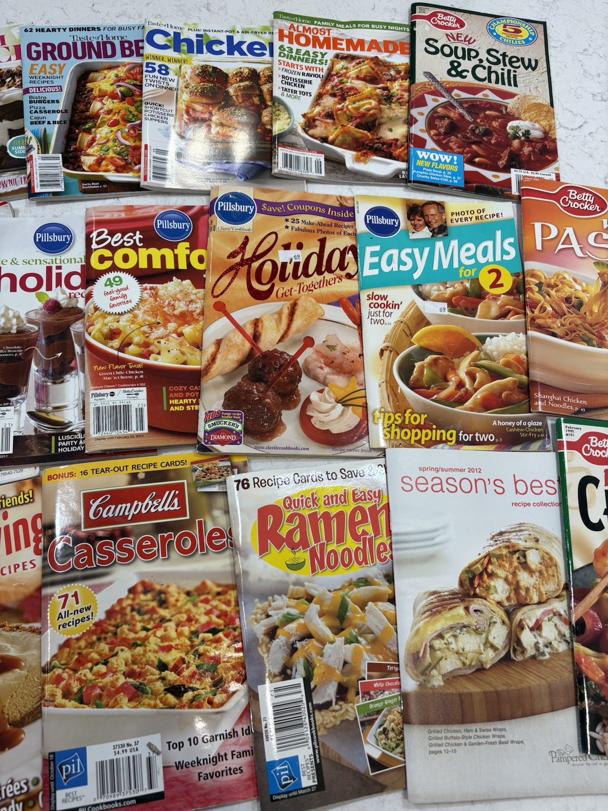 Lot of 22 Pillsbury, Betty Crocker, Taste of Home Small Cookbooks 2000 – 2010’s