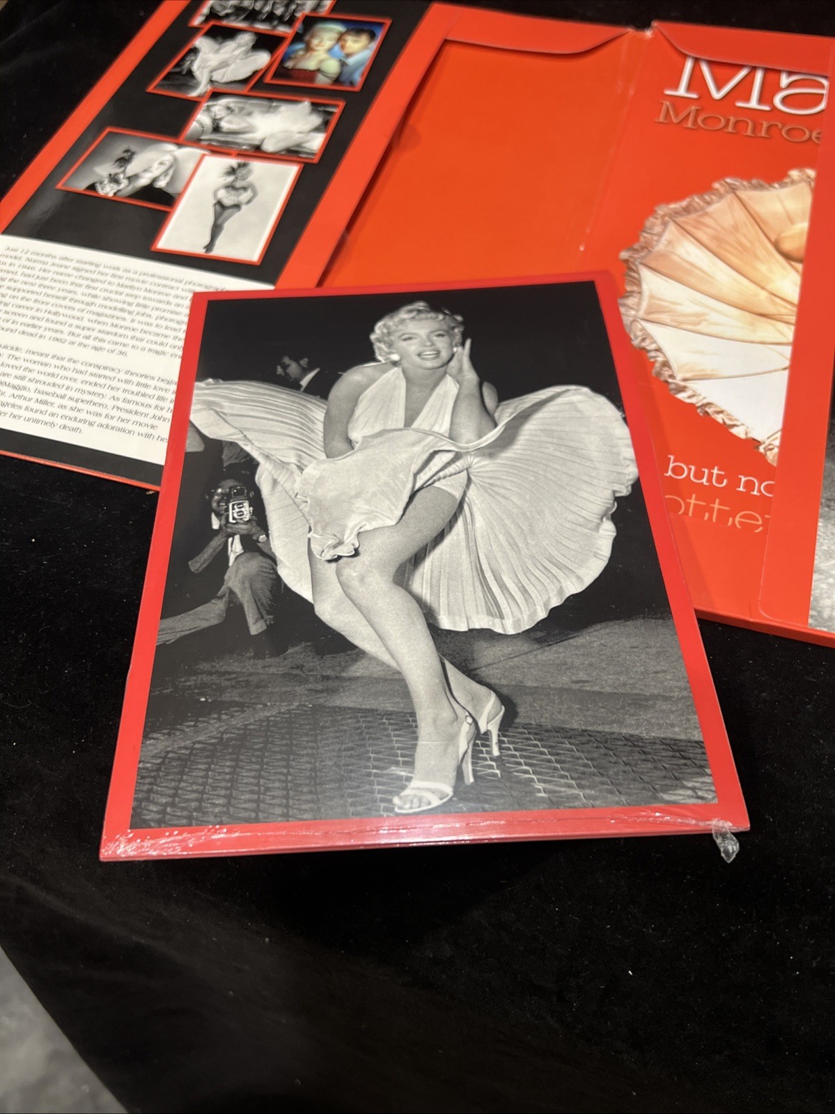 Marilyn Monroe Gone But Not Forgotten Jessica Bailey Book + 8.5″x5.5″ postcards