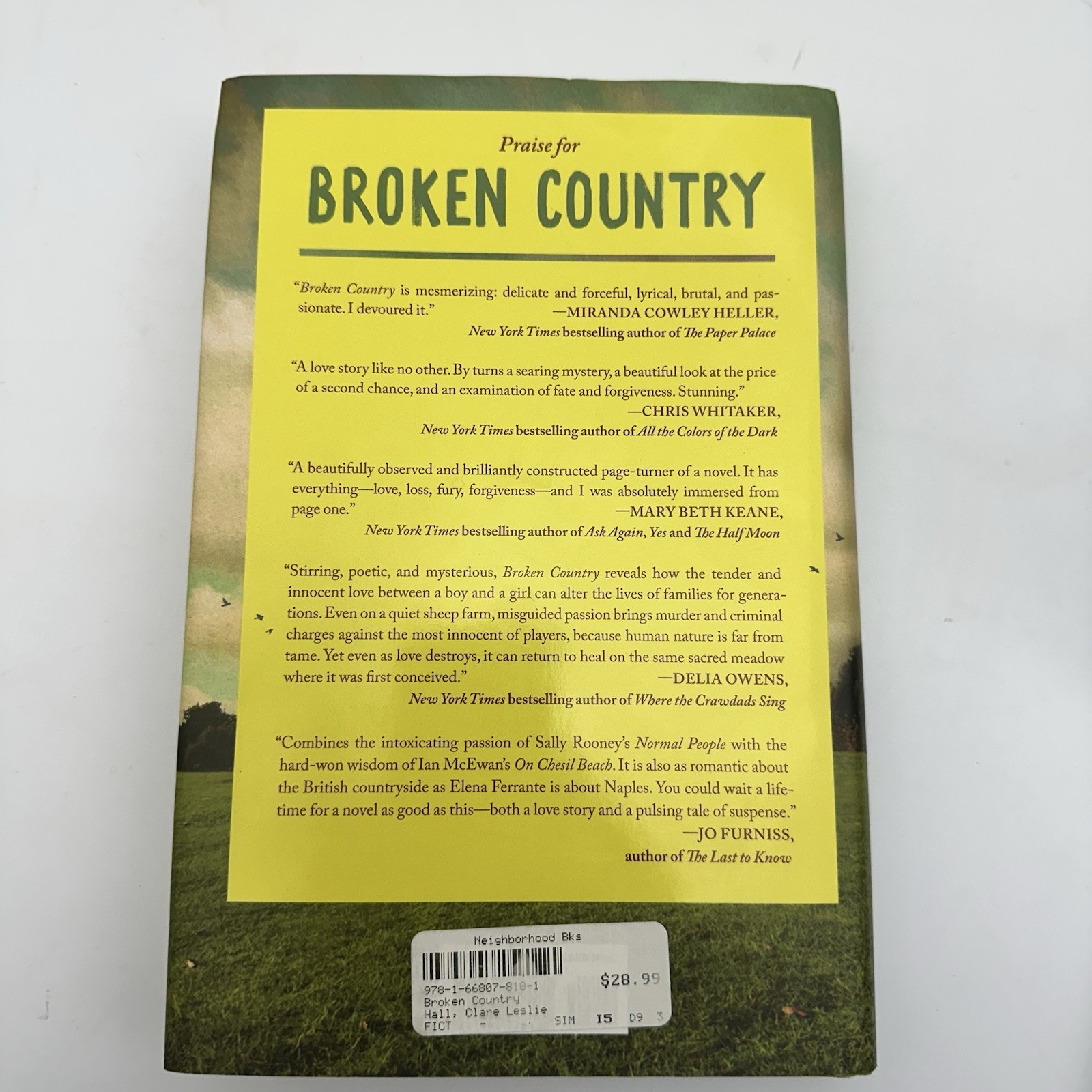 Broken Country (Reese’s Book Club), Hall, Clare Leslie