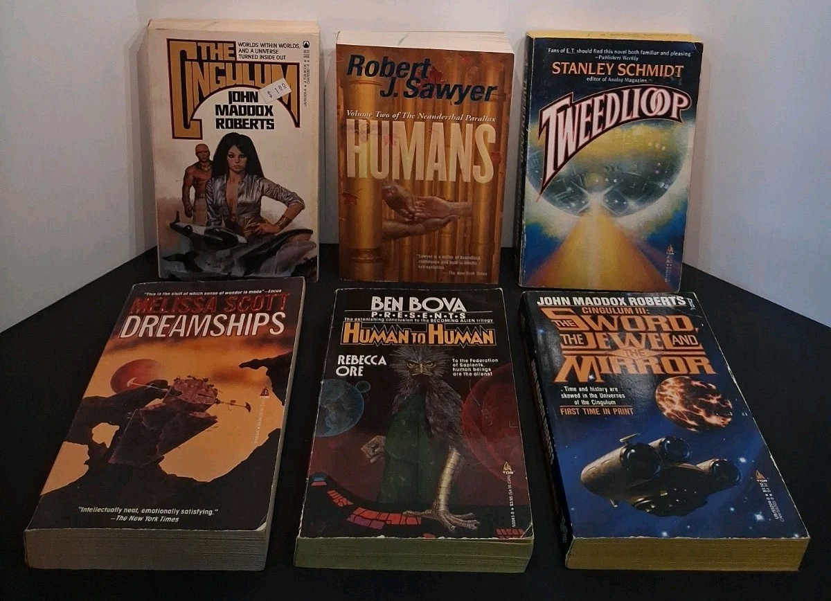 VTG Mixed Book Lot of 30 Fantasy Sci-fi: ACE Del Rey DAW Tor Publications *Good*