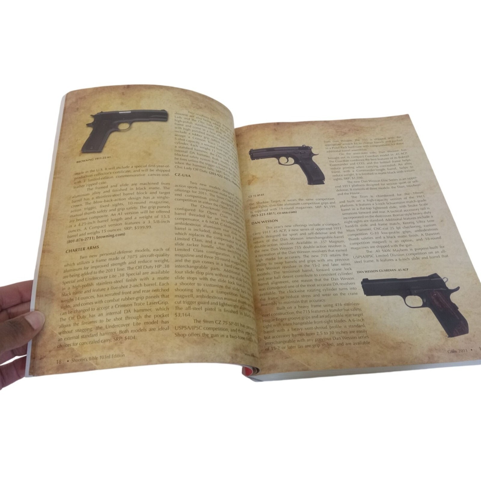 Shooters Bible Book 103rd Edition The Worlds Best Selling Firearms 608 Pages
