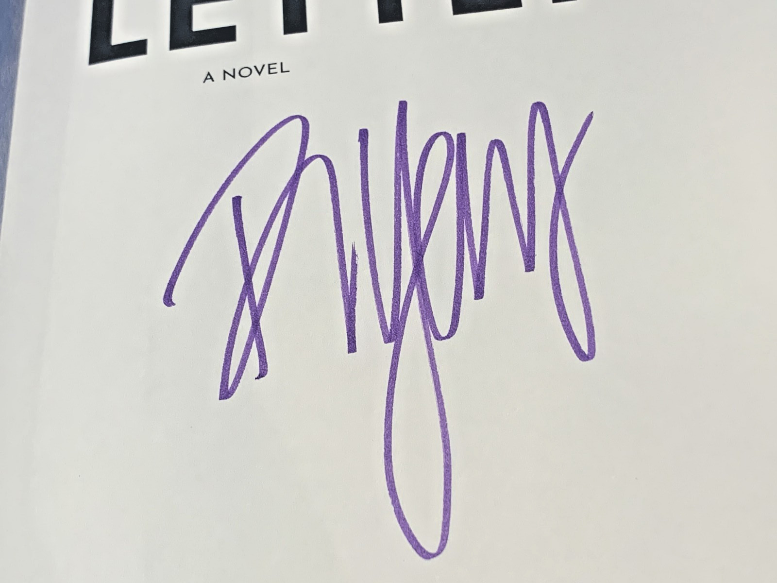 The Last Letter by Rebecca Yarros B&N SIGNED DELUXE ED 1st/1st HC 2025 Sprayed