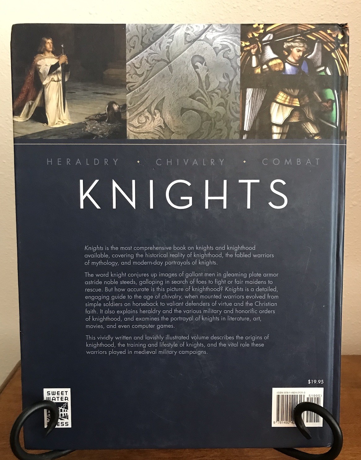 Knights • Heraldry Chivalry Combat Book Medieval Colorful Art 11” x 8.5” READ