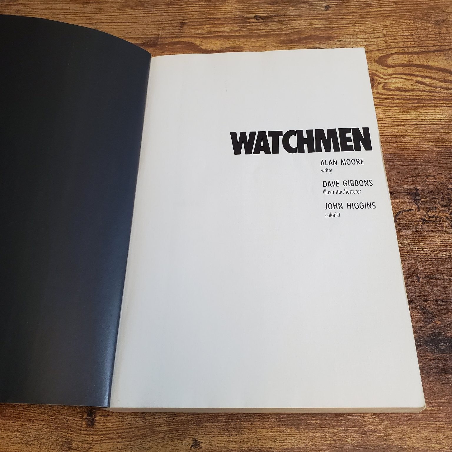Watchmen Alan Moore Dave Gibbons 2019 Graphic Novel DC Comics Hugo Award Winner
