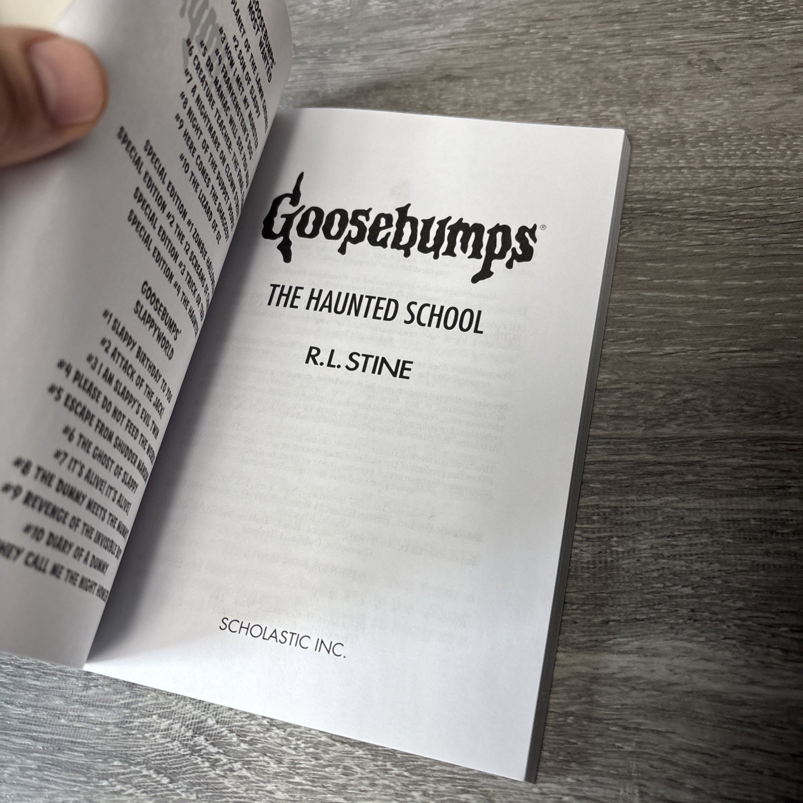 Goosebumps Fear Limited Edition Collectible Tin ORANGE 5 Book All First Printing