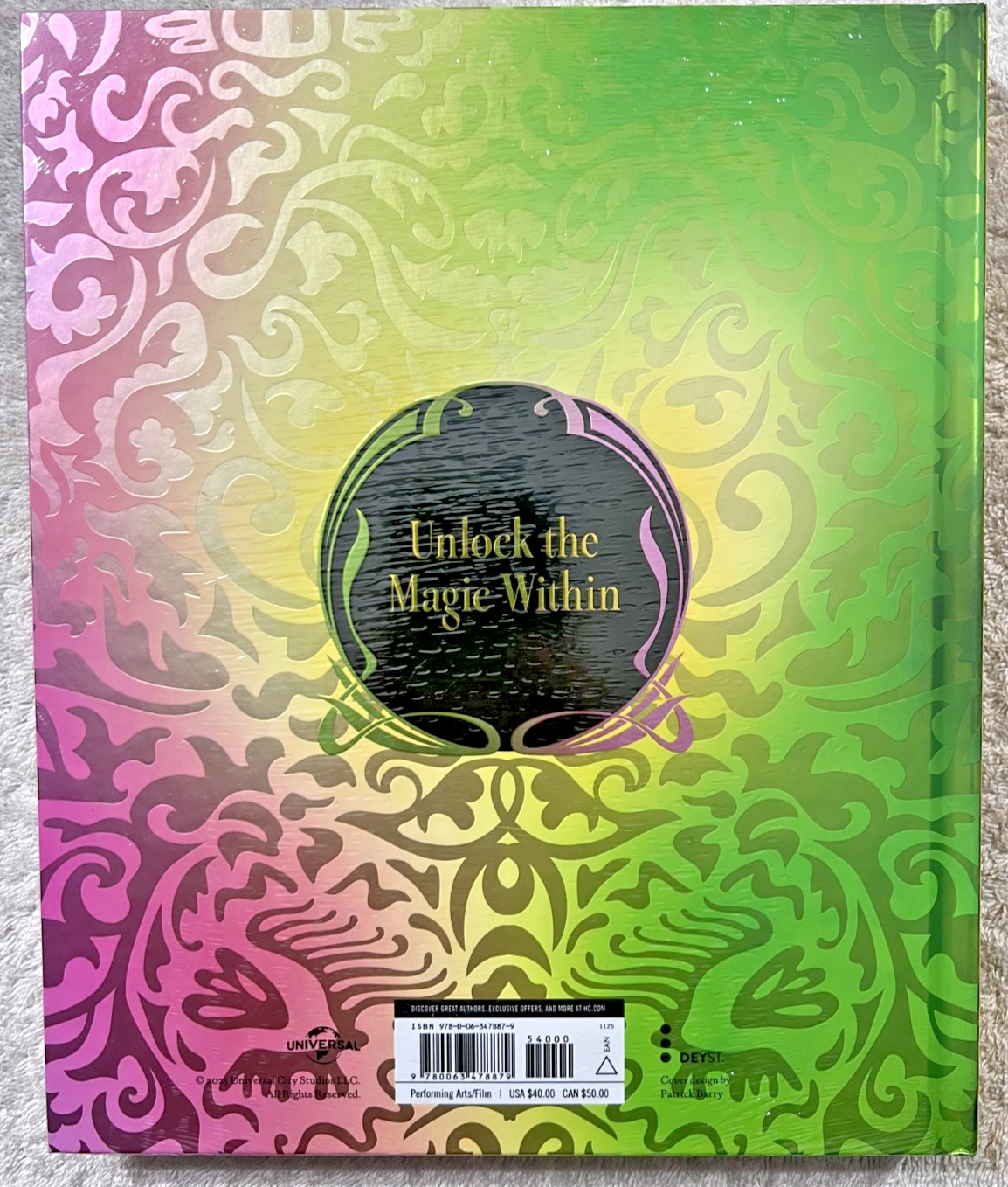 WICKED BOOK THE OFFICIAL VISUAL COMPANION HARDCOVER **NEW EXCLUSIVE**