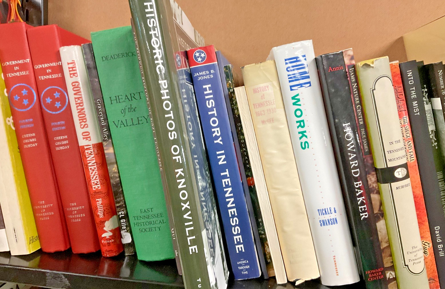 Tennessee – History, Sports, Places & People – Choose titles from drop-down menu