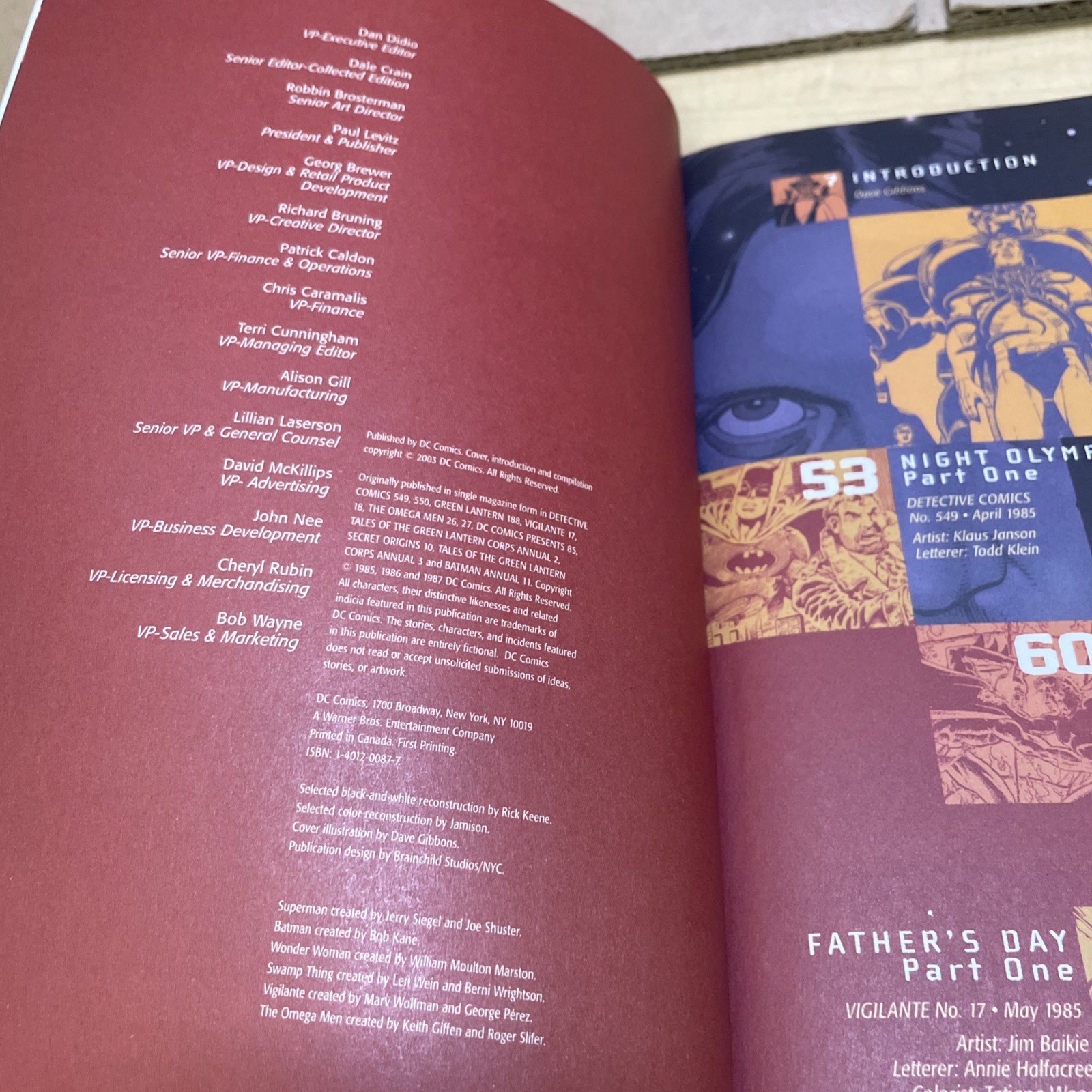 Across the Universe: the DC Universe Stories of Alan Moore (DC Comics August…