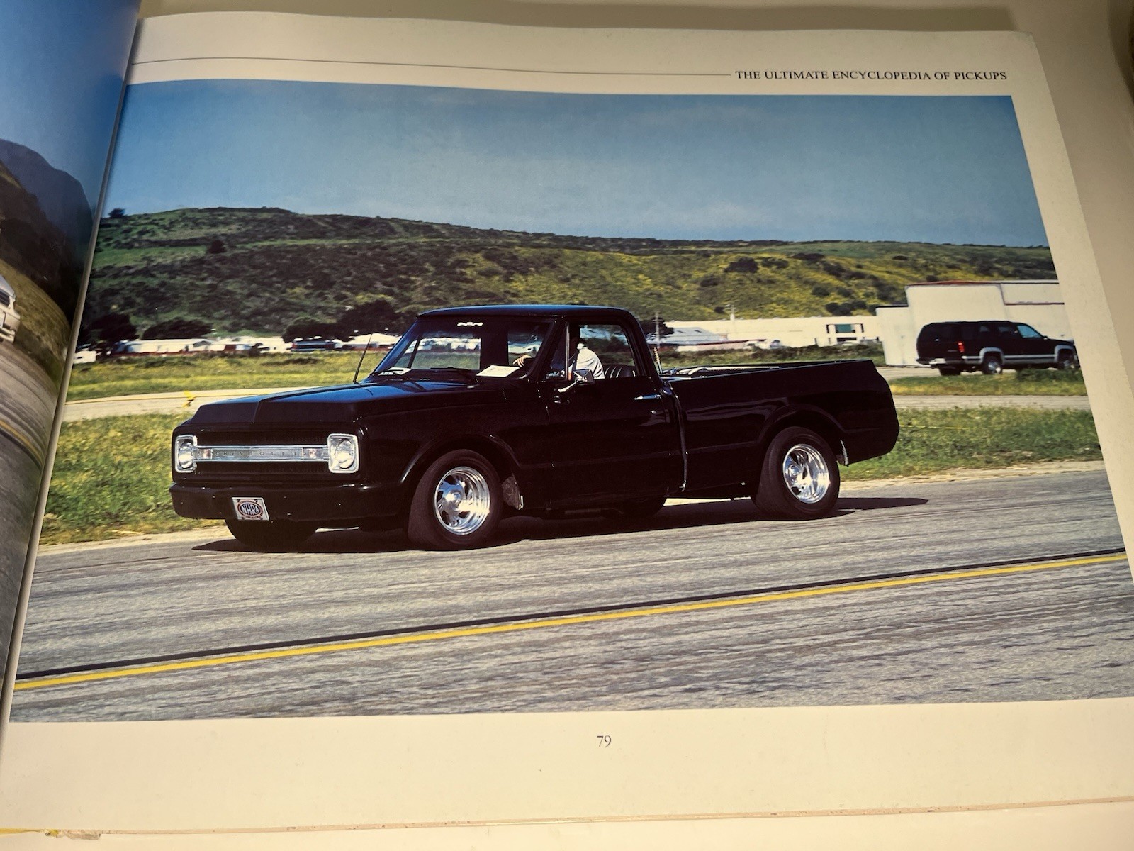The Ultimate Encyclopedia of Pickups by Peter Henshaw 2005 Hardcover 448 Pages