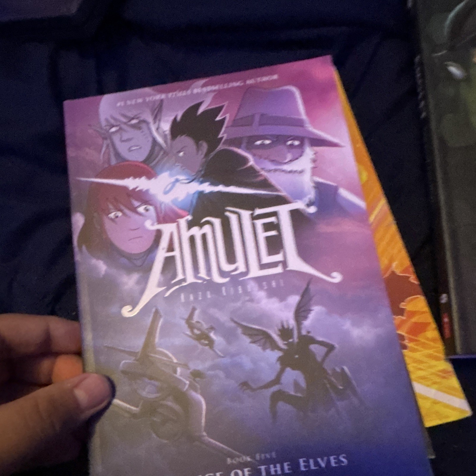 Amulet: Eight Book Collection Box Set Vol 1-8 Illustrated Kazu Kibuishi