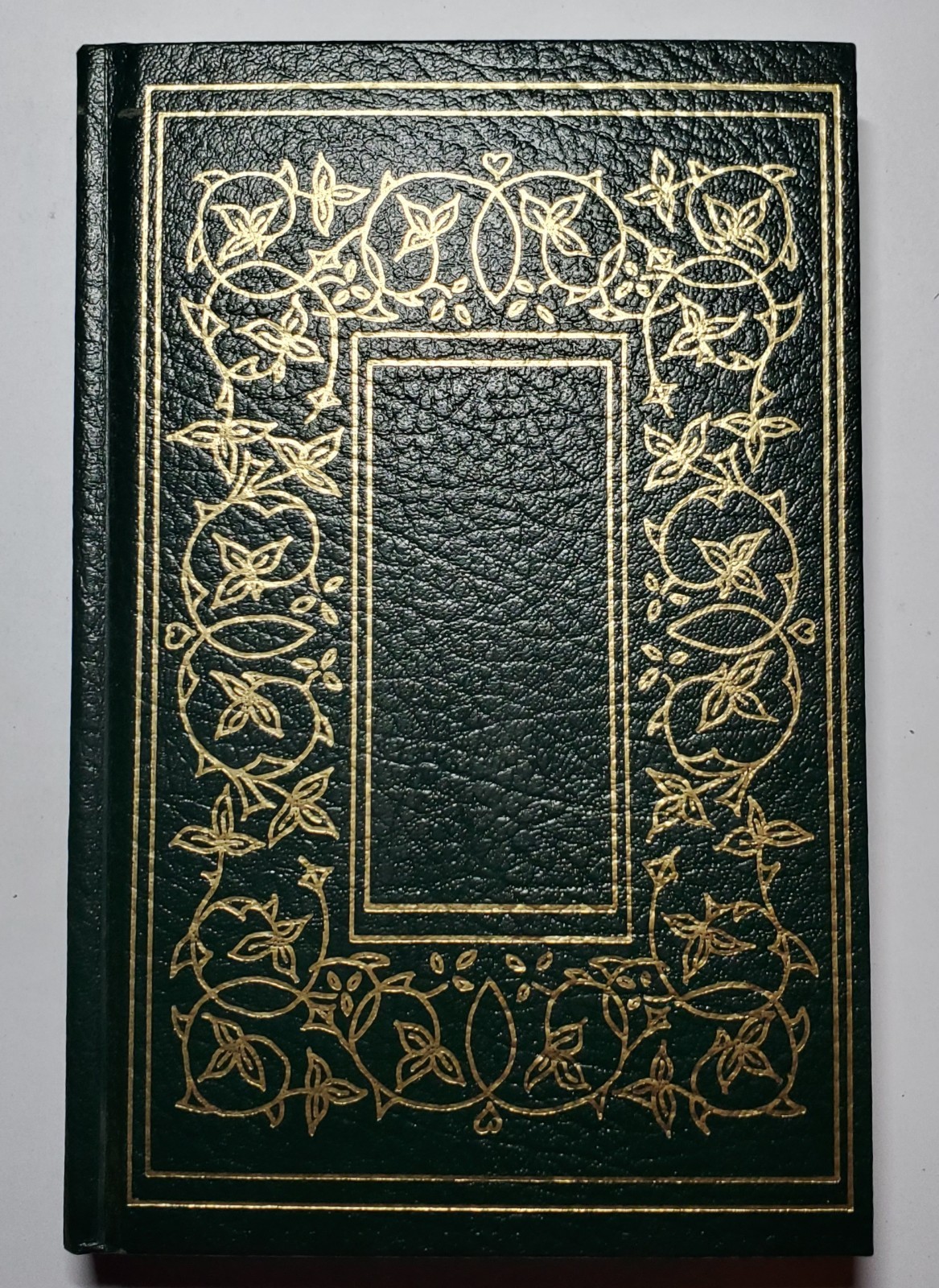 Beatrice Bayley Genealogy Hardcover–The Keeling Family Heritage Book (1983)
