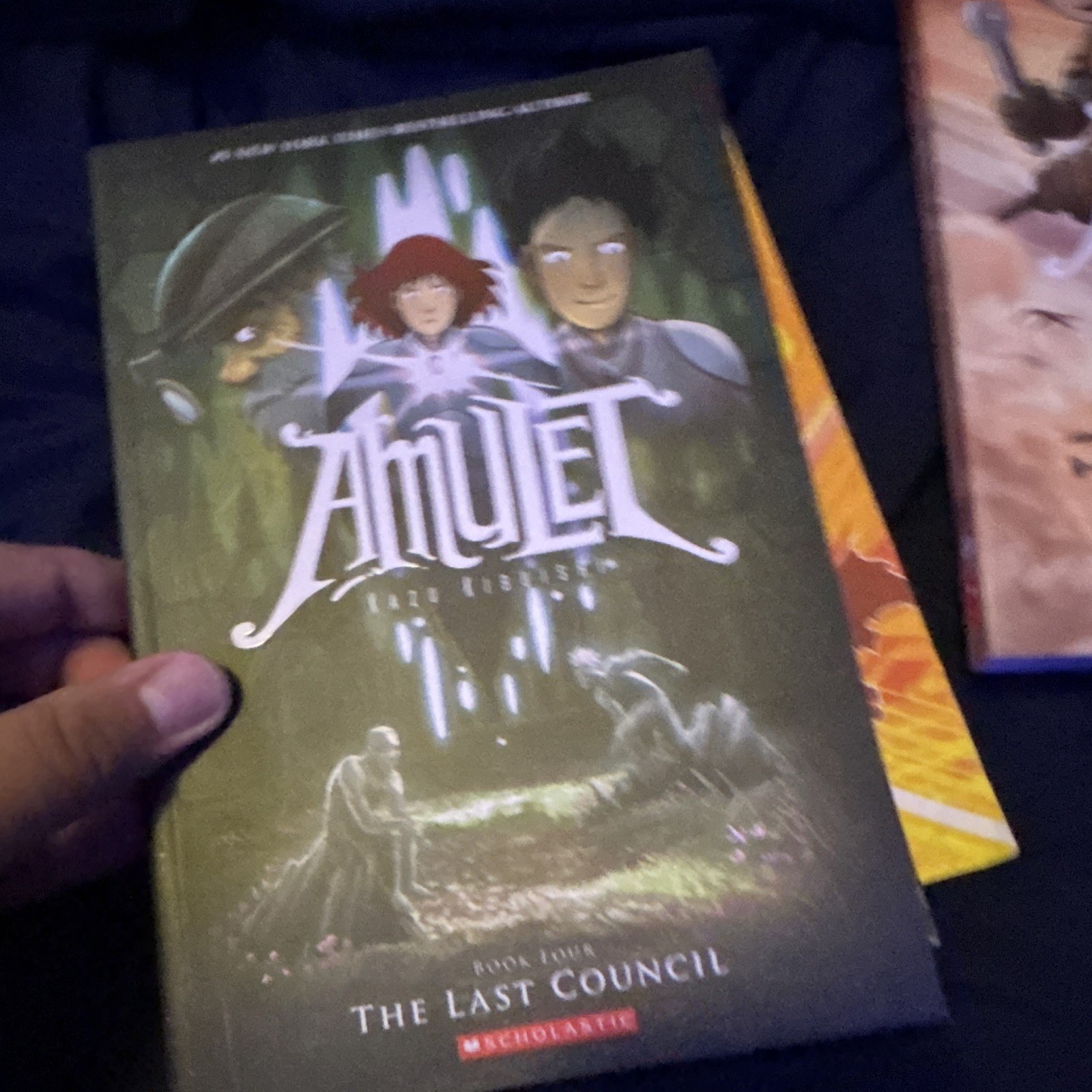 Amulet: Eight Book Collection Box Set Vol 1-8 Illustrated Kazu Kibuishi