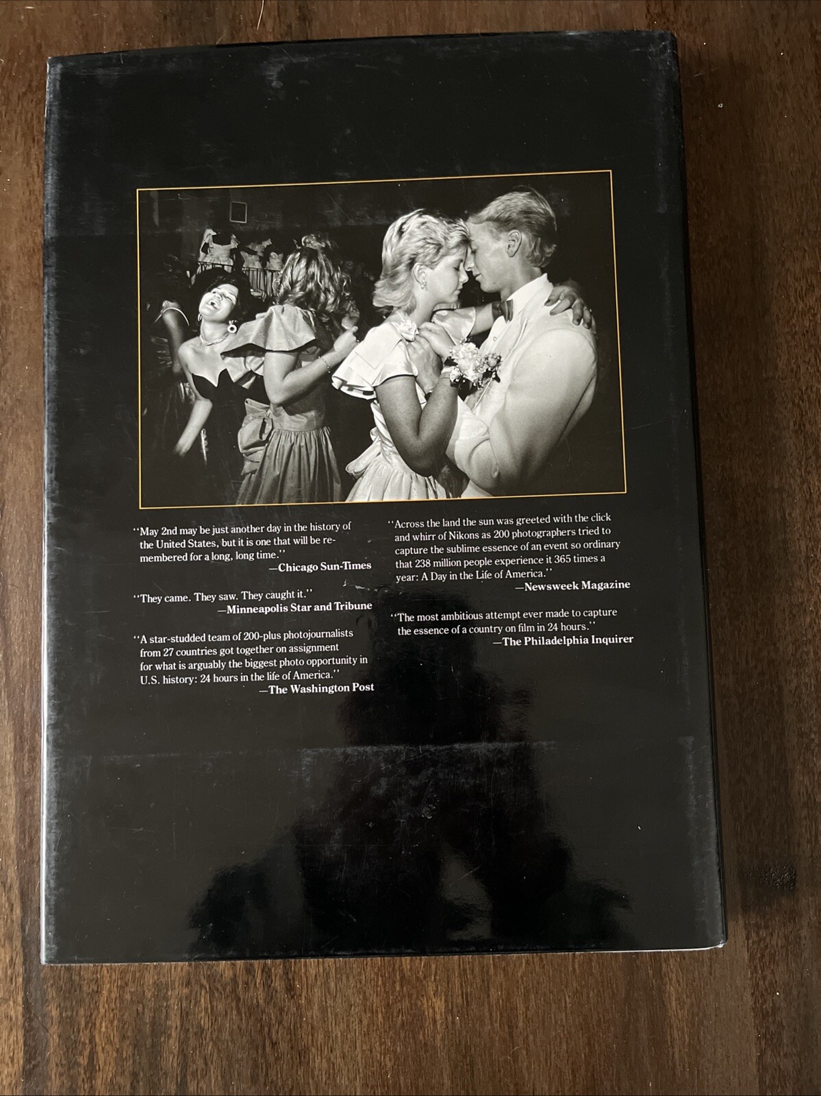 A Day In The Life of America 1986 Massive Hardcover 272 Pages Hundreds Of Photos