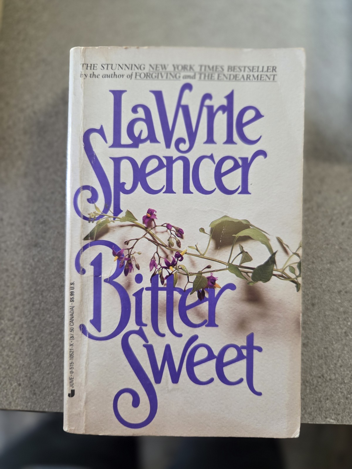 LaVyrle Spencer Lot Of 12. 1 2-in-1 With Another Author =13 Stories. Romance.