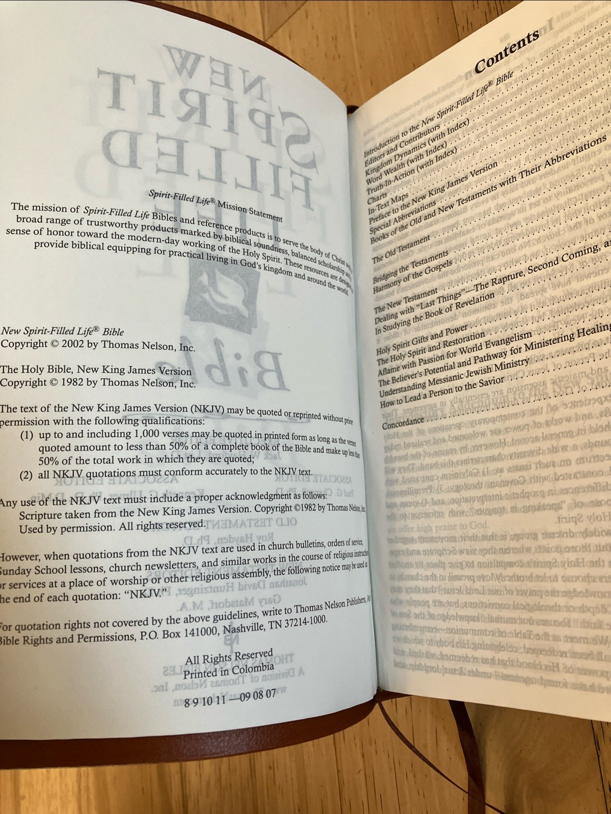 Nelson New Spirit Filled Life Bible NKJV Genuine Leather 2002 2556TN Like New!