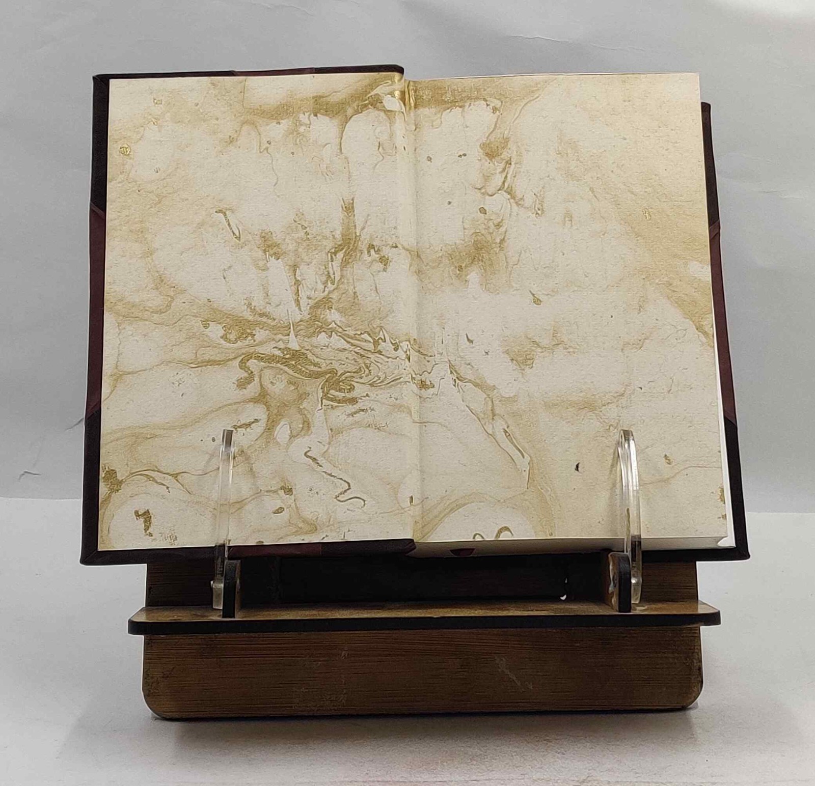 Anne of Green Gables 1908 by L. M. Montgomery, M. A. Claus (Il [Leather Crafted]