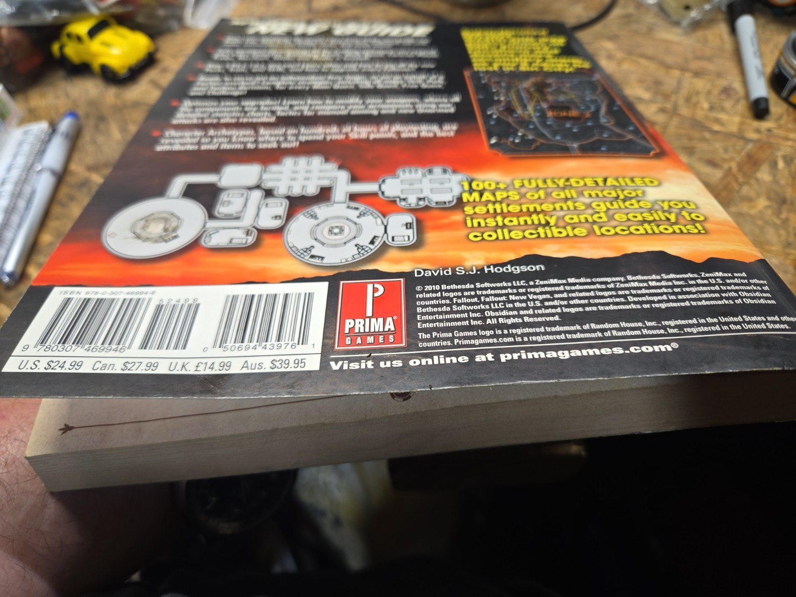 Fallout: New Vegas Official Game Guide by Prima Games Paperback 2010