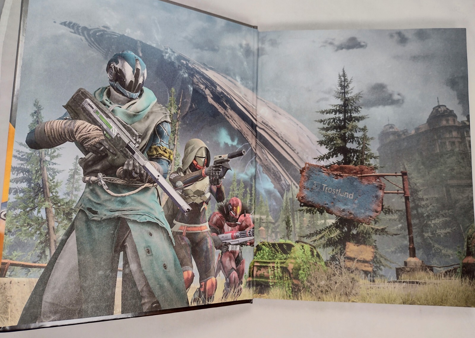 2017 Destiny 2 Prima Collectors Edition Guide Hardcover Guardian Book 352 Pages