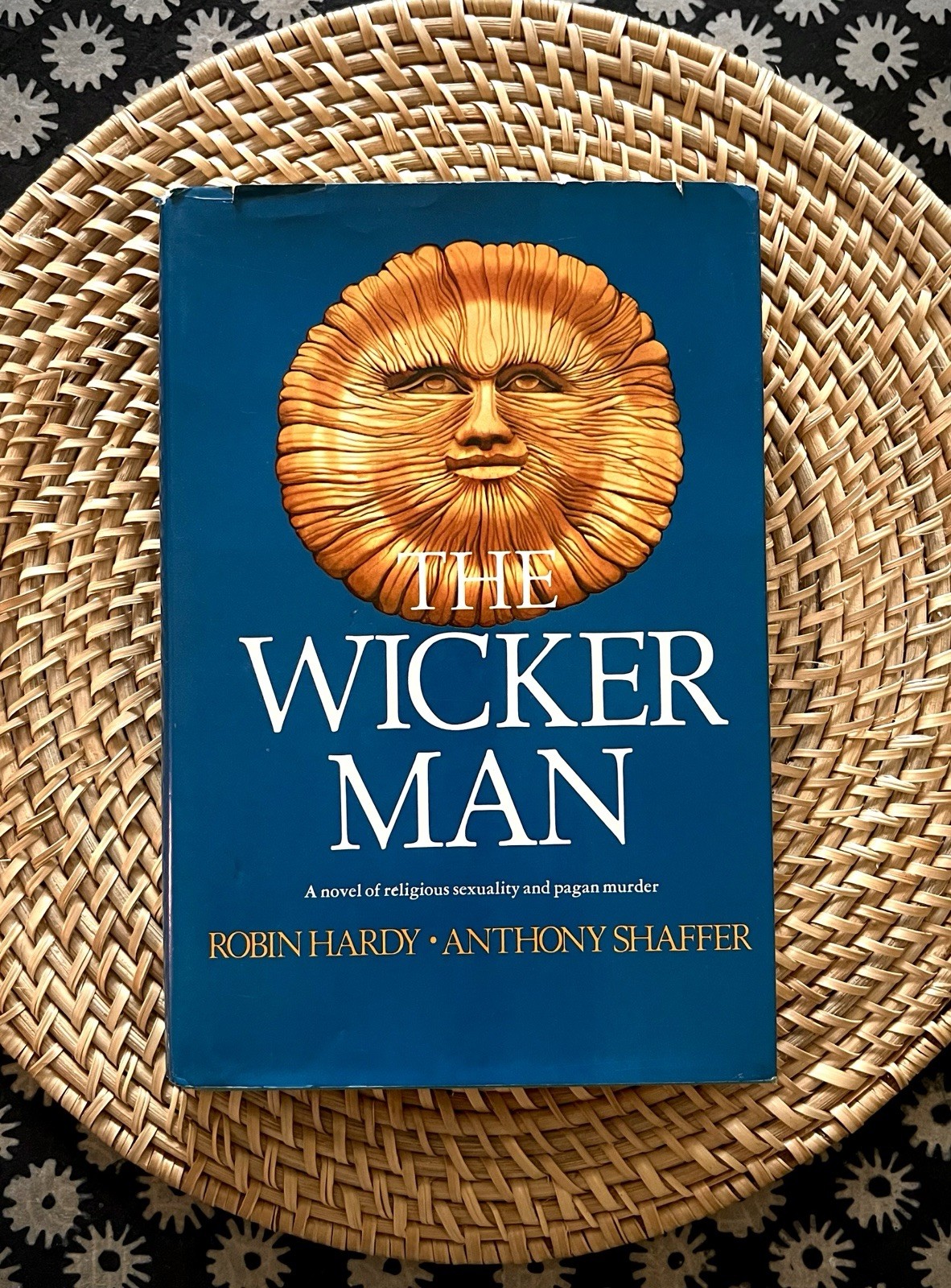 THE WICKER MAN ~ HARDY/SHAFFER (1978, Crown) First Edition HC/DJ Folk Horror