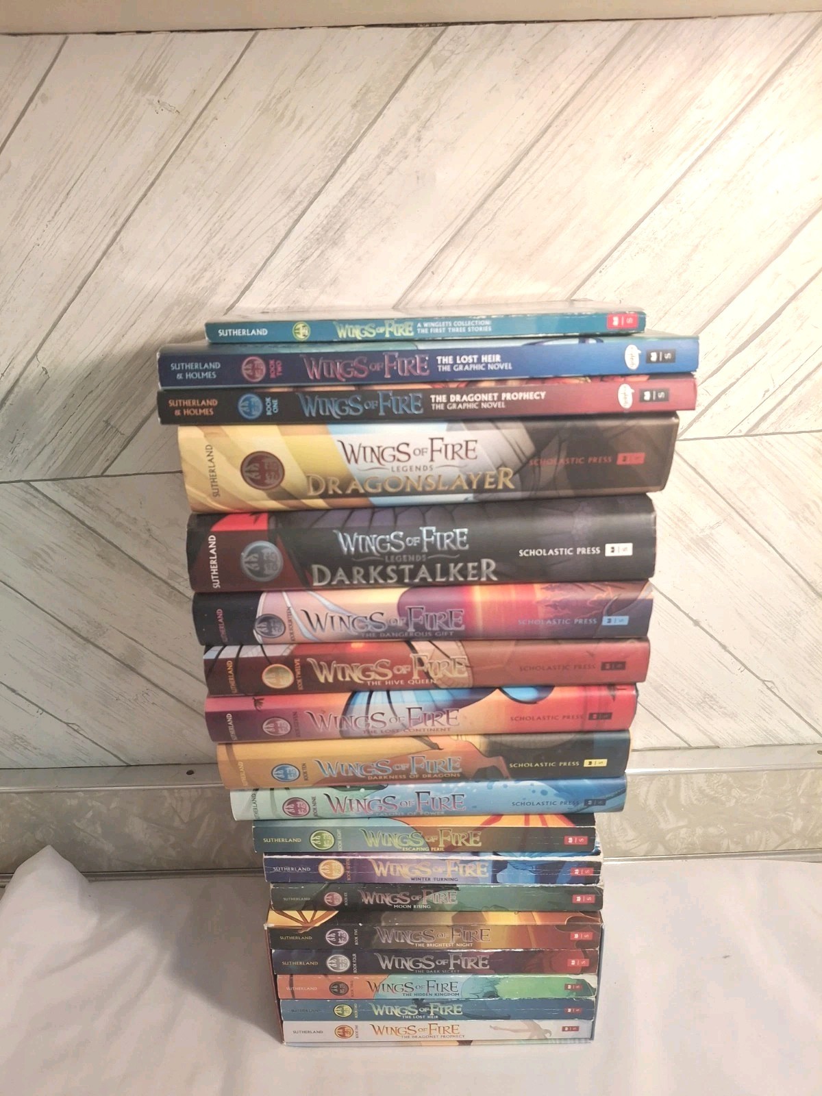 Wings of Fire Book Series Lot Of 18 Collection Box Set 1-12 & 14 + Bonus Books