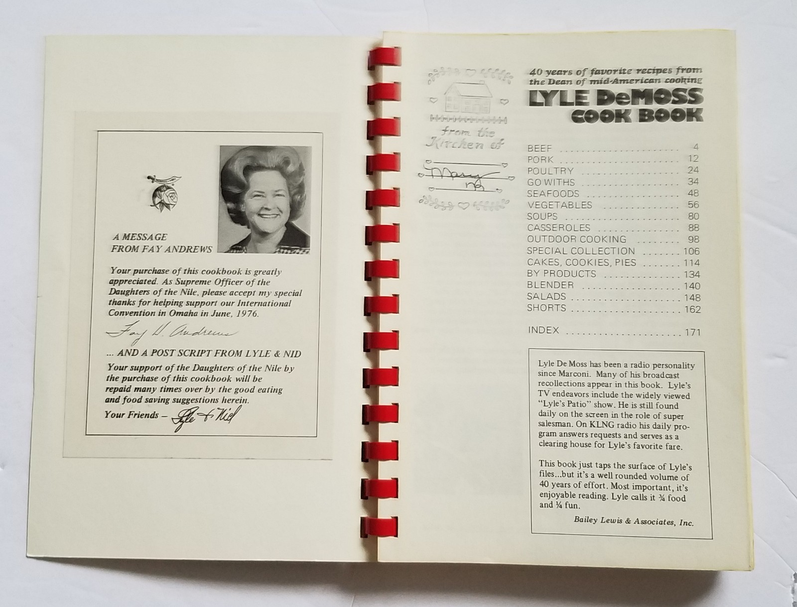 Lyle DeMoss Cookbook, 40 Years Of Favorite Recipes. 1972. 174 Pages.