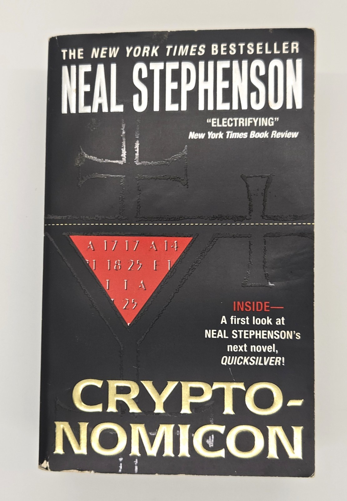 Cryptonomicon Neal Stephenson 2002 Avon PB