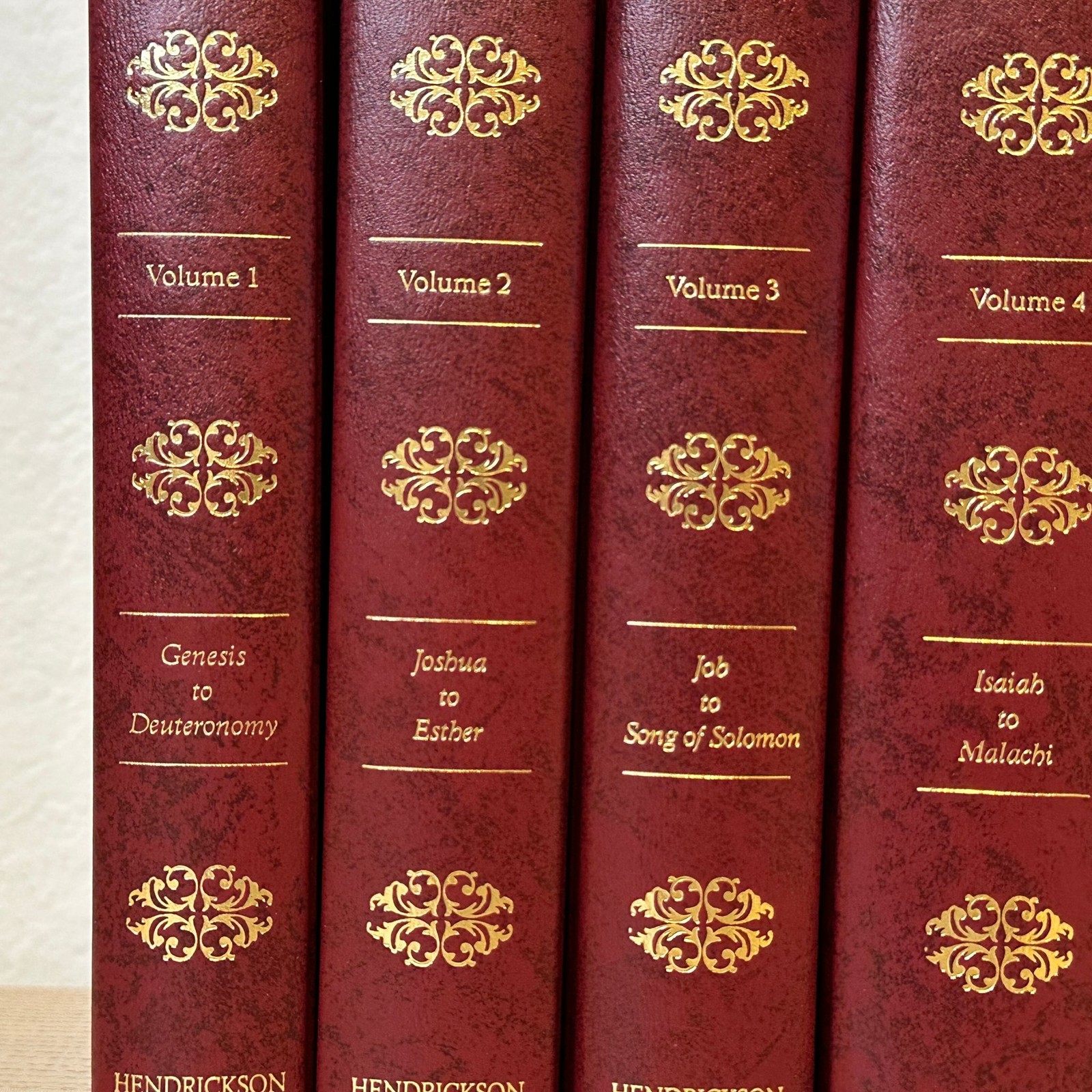 Matthew Henrys Commentary on the Whole Bible 6 Volume Set HC New Modern Edition