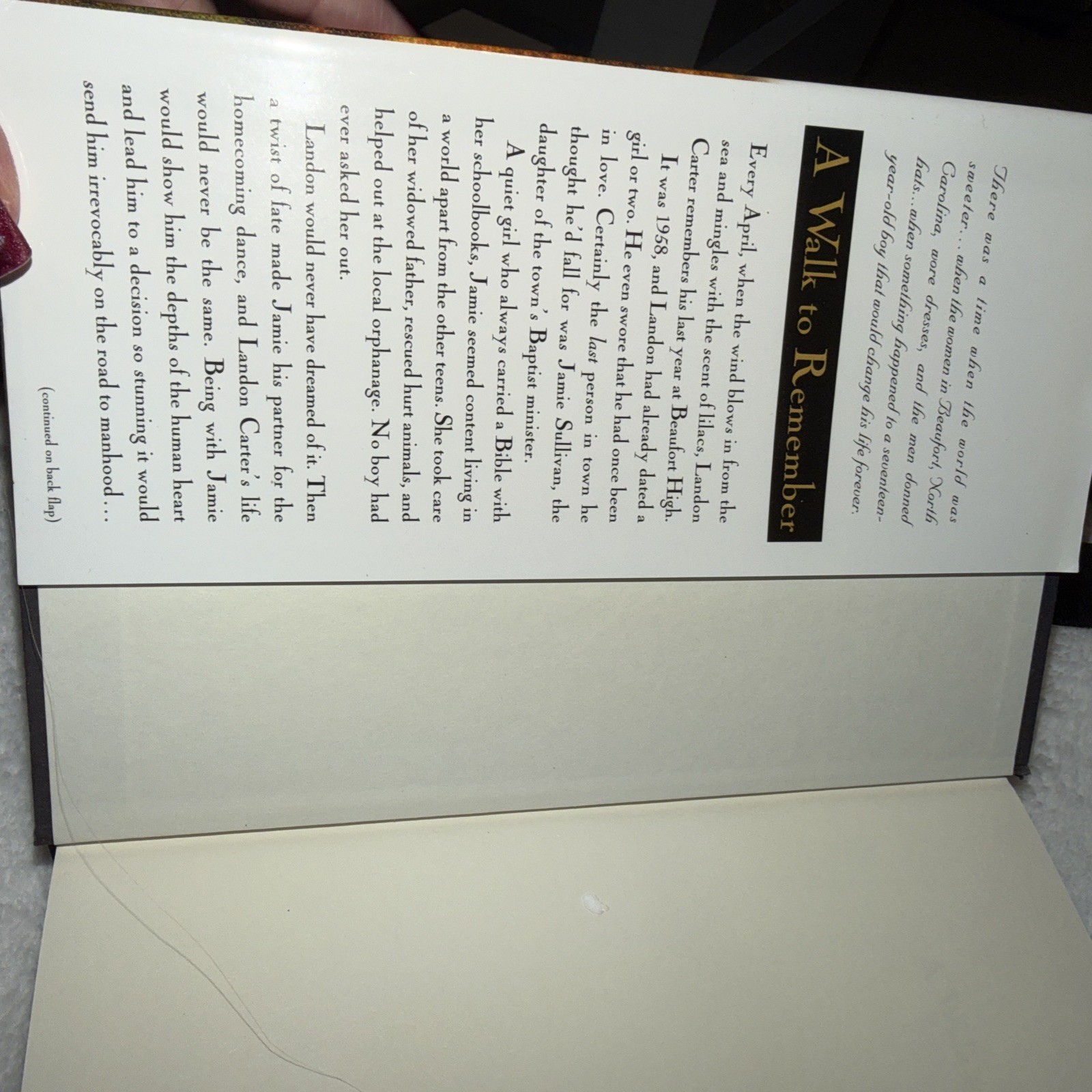 A Walk to Remember by Nicholas Sparks 1999 Hardcover Book Larger Print New