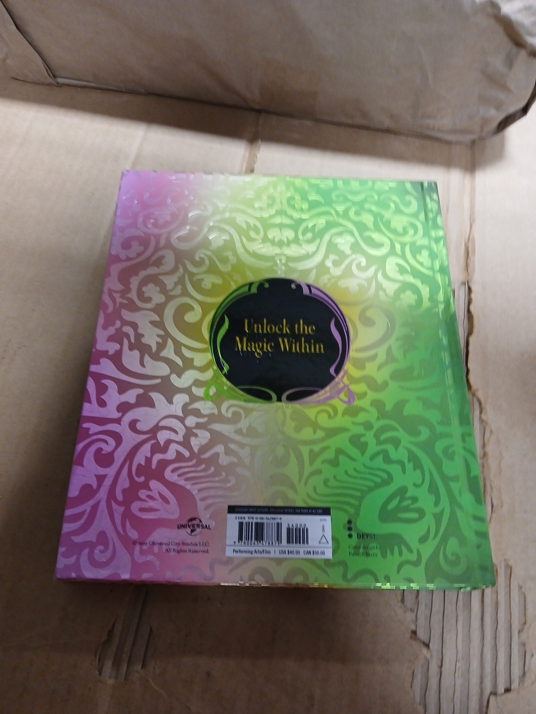 Wicked- Official Visual Companion USED HC SEE DESCRIPTION