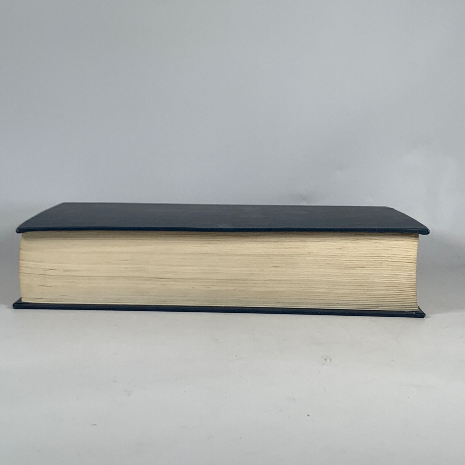 The New English Bible with the Apocrypha Oxford Study Edition 1976