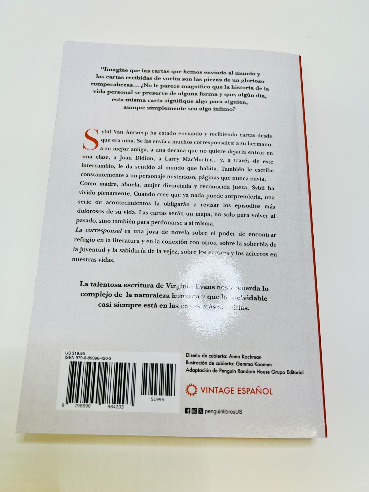 La Corresponsal by Virginia Evans (IN SPANISH – EN ESPANOL)