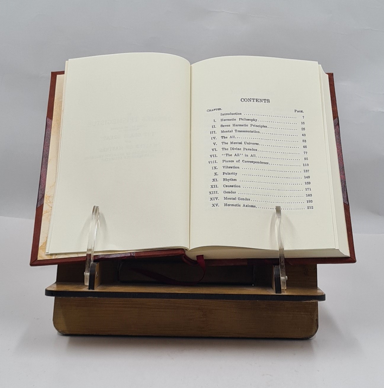 The Kybalion a study of the hermetic philosophy of ancient Egypt [Leather Bound]