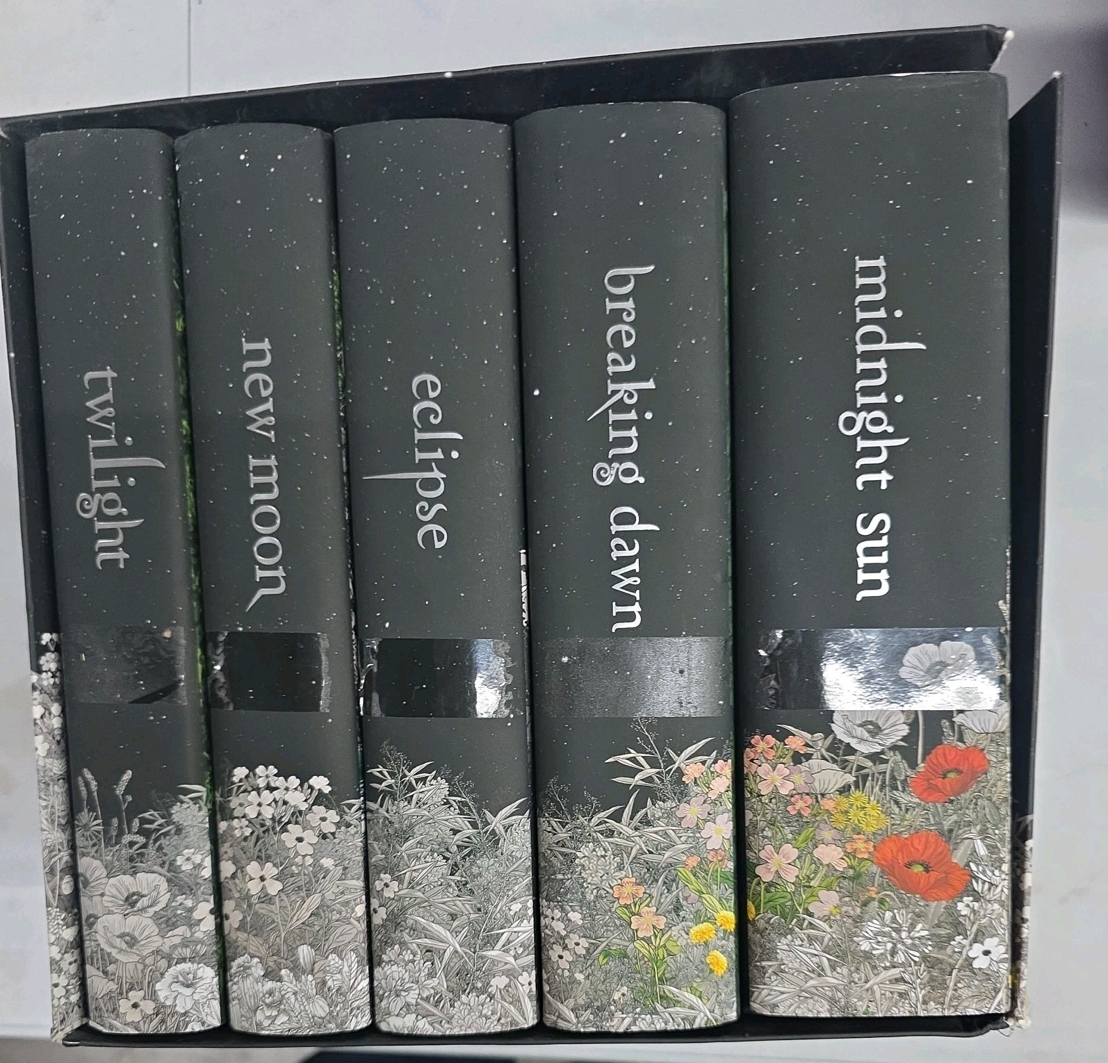 The Twilight Saga Deluxe Hardcover Collection by Stephenie Meyer Hardcover Book