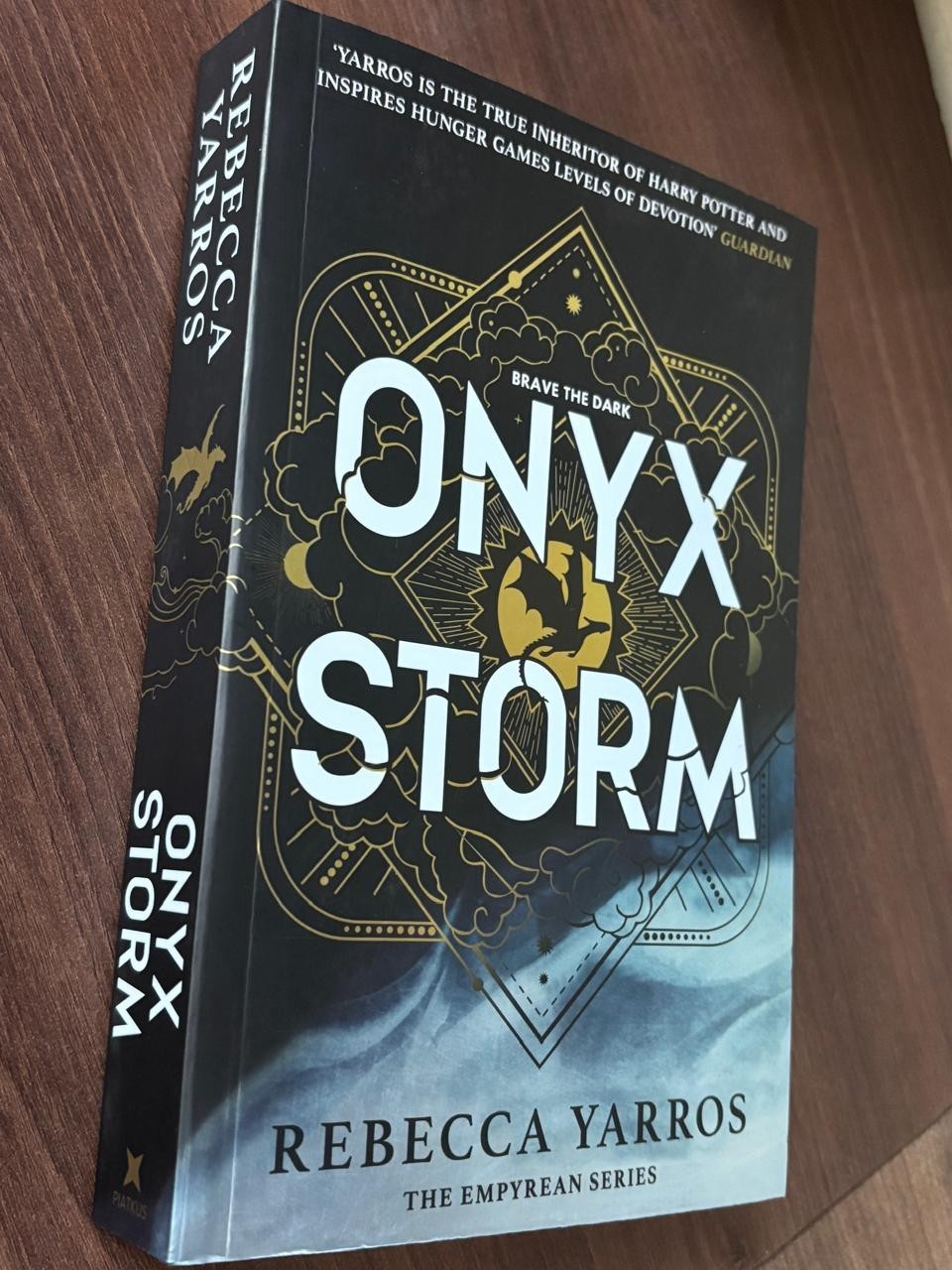 Onyx Storm Paperback By (Rebecca Yarros) free shipping New book USA STOCK