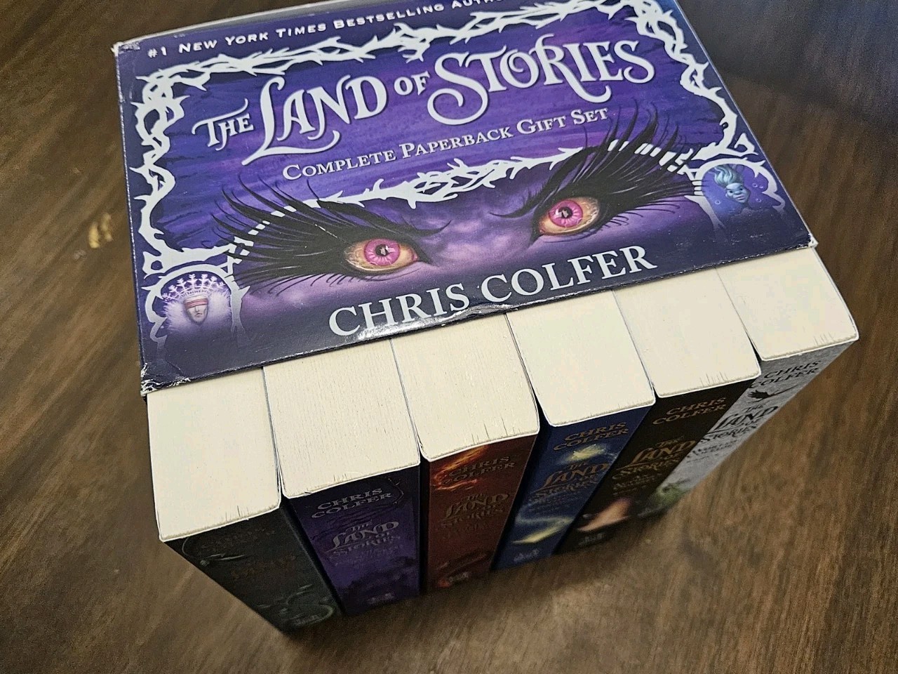 Land of Stories Complete Paperback Gift Set by Chris Colfer (2018, Trade…