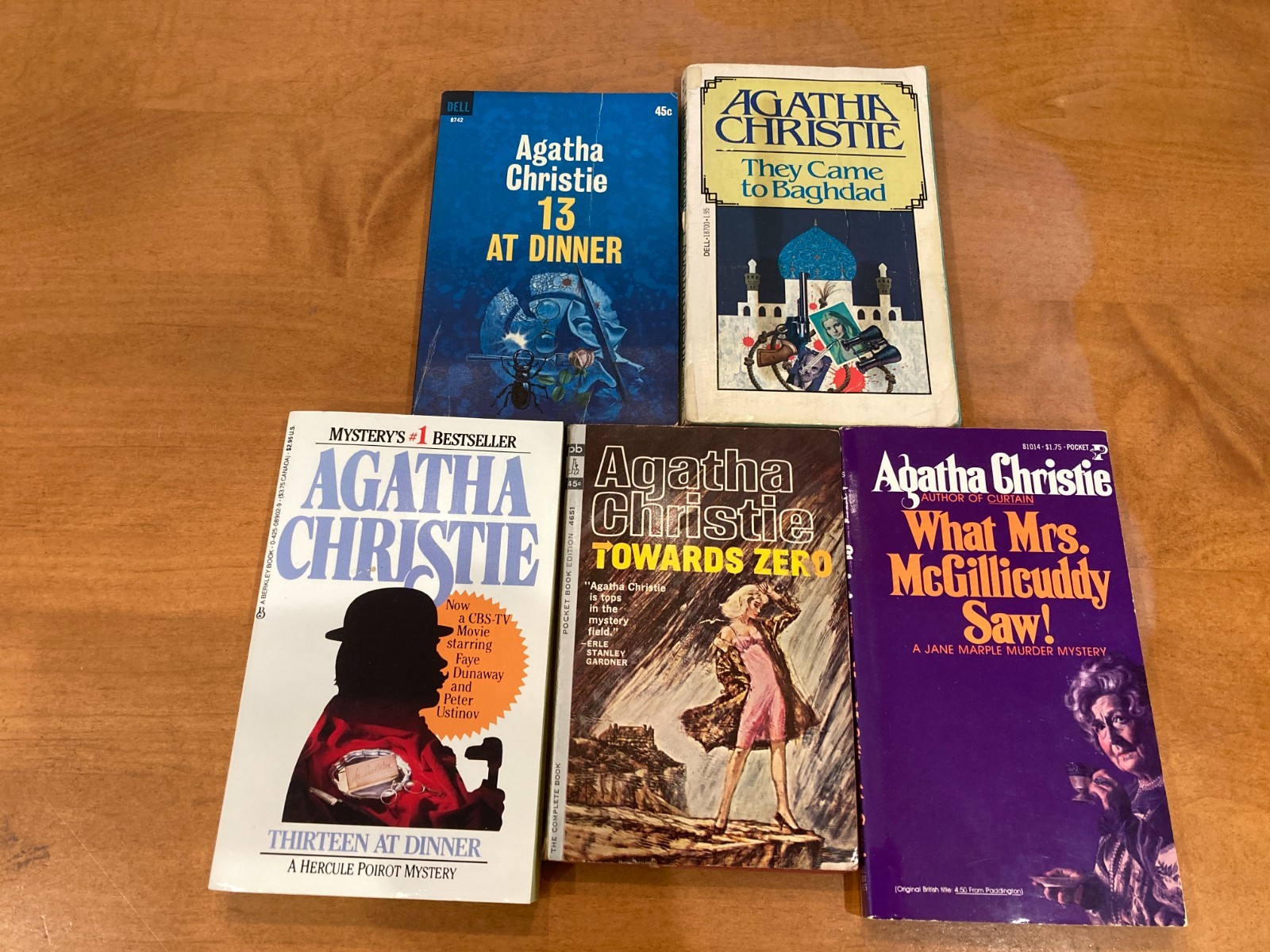 Lot 41 VTG AGATHA CHRISTIE PB Mysteries