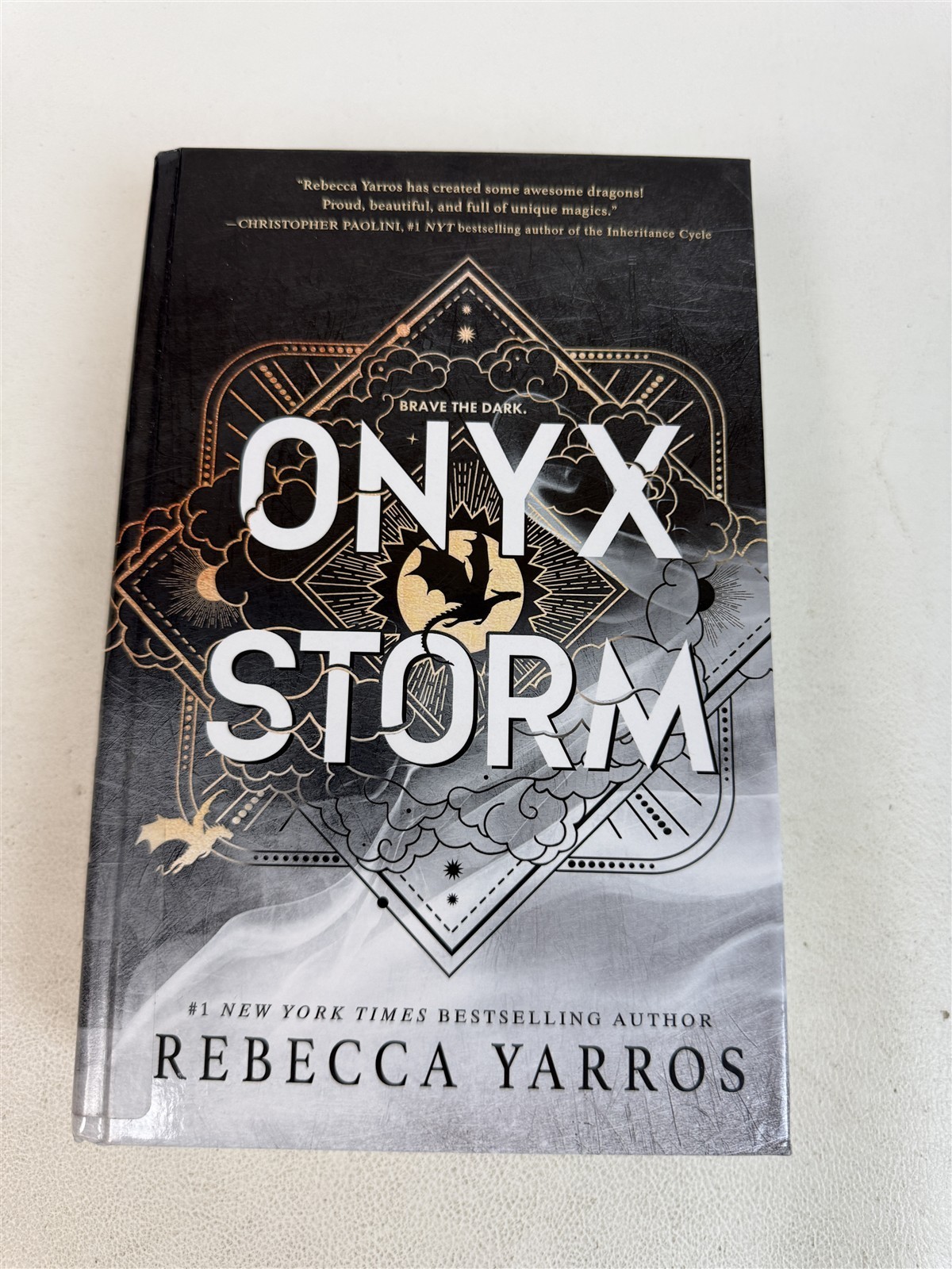 Rebecca Yarros Onyx Storm Large Print Hardcover Ex-Library – Very Good