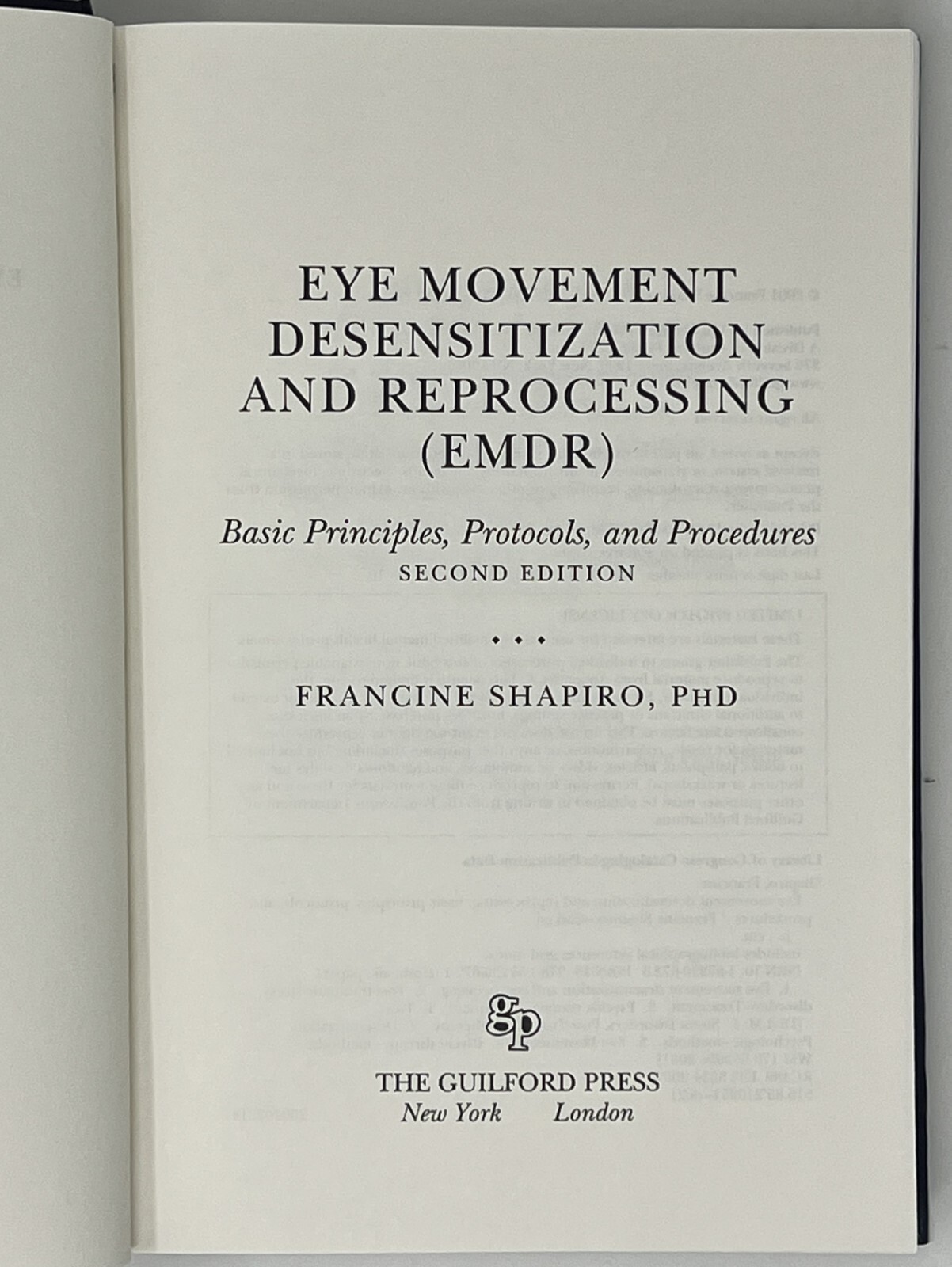 EMDR Eye Movement Desensitization and Reprocessing 2nd Ed. by F. Shapiro – HC/DJ