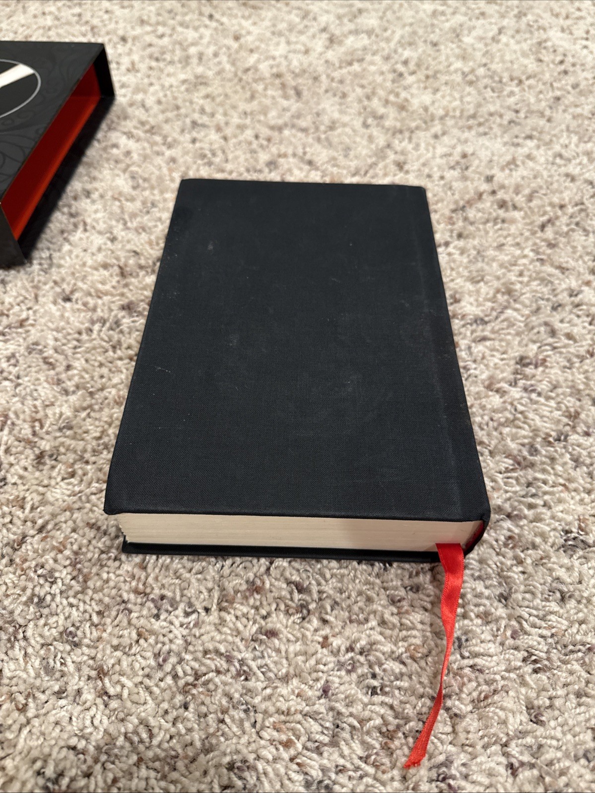 Twilight by Stephenie Meyer – Signed Collector’s Edition Hardcover Slipcase